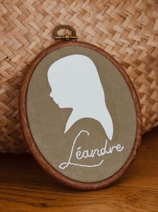 Tambourin Silhouette